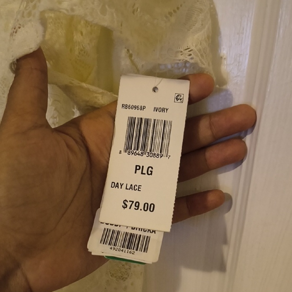 NWT Signature by Robbie Bee | White Lace Dress - Picture 3 of 4